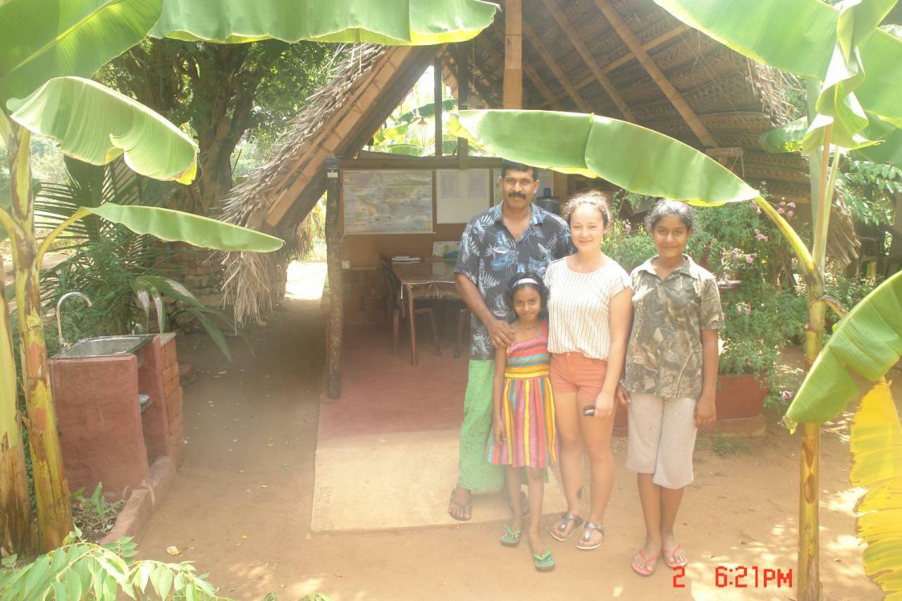 Homestay Camping Anuradhapura Esterno foto