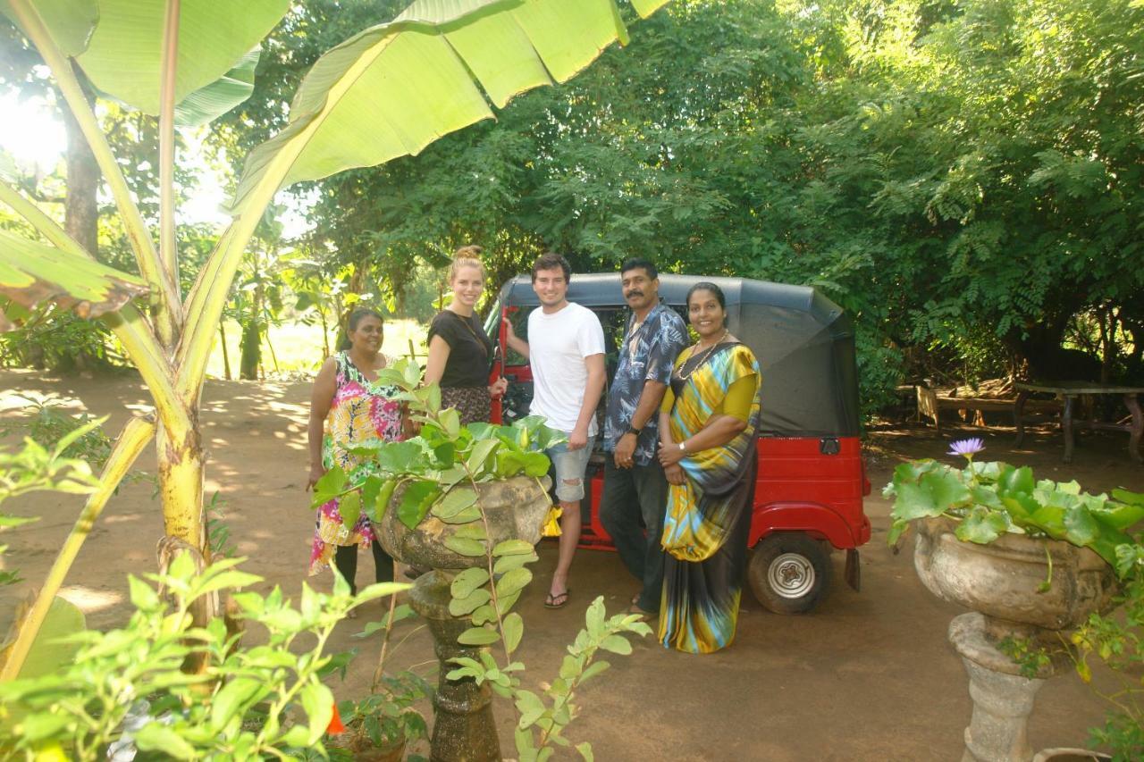 Homestay Camping Anuradhapura Esterno foto