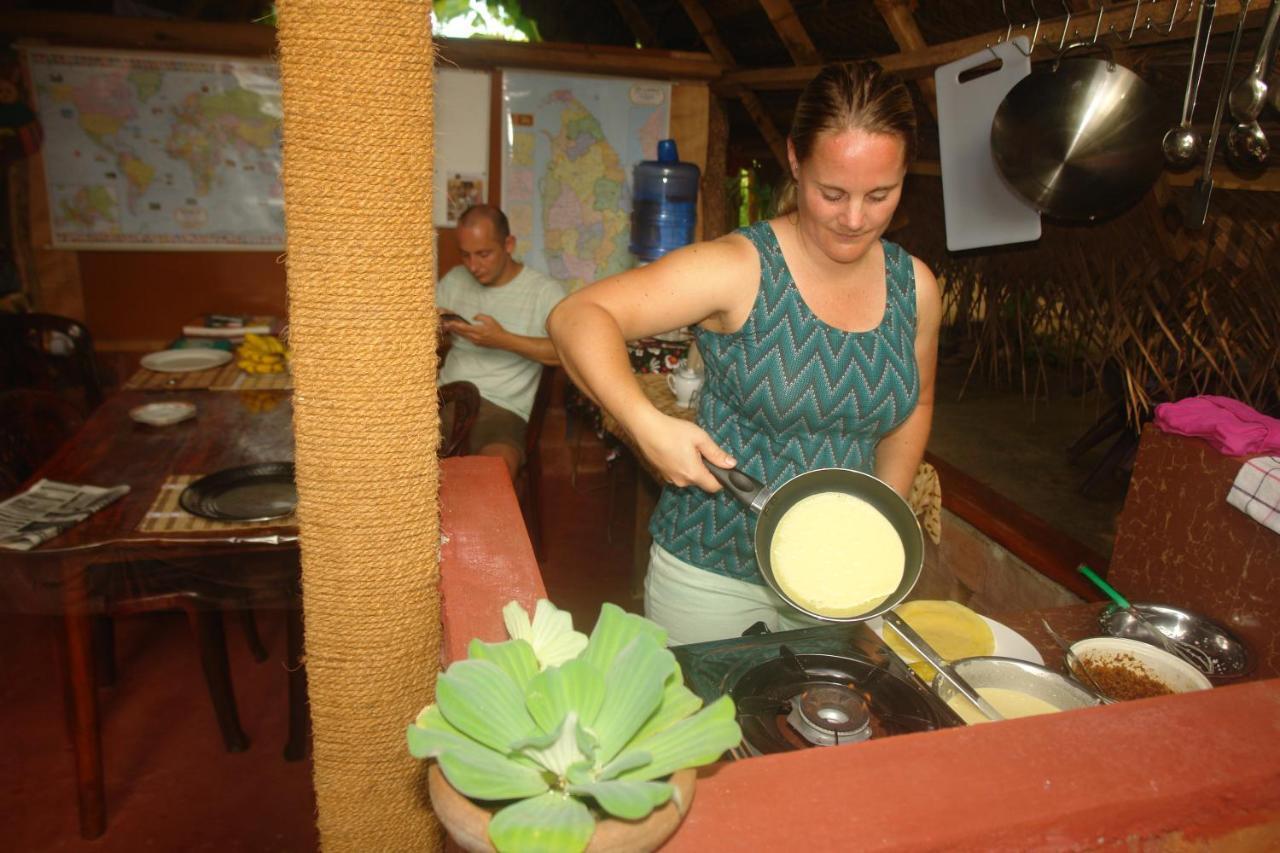 Homestay Camping Anuradhapura Esterno foto