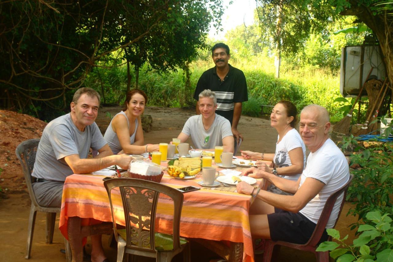 Homestay Camping Anuradhapura Esterno foto